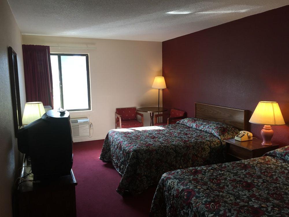 Red Roof Inn Hillsville Eksteriør billede